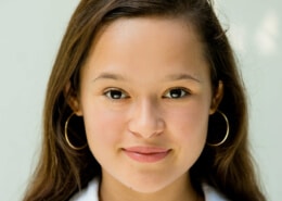 Profilfoto von Melati Wijsen der Redneragentur PODIUM | Vorstellung als Rednerin