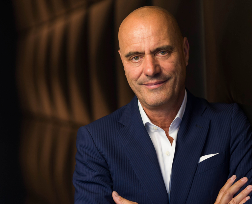 Profilfoto von Dr. Stefan Wachtel der Redneragentur PODIUM | Vorstellung als Redner