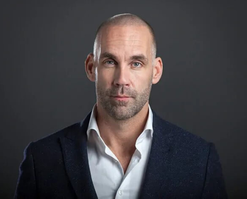 Profilfoto von Richard van Hooijdonk der Redneragentur PODIUM | Vorstellung als Redner
