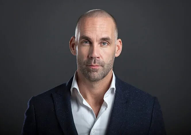 Profilfoto von Richard van Hooijdonk der Redneragentur PODIUM | Vorstellung als Redner