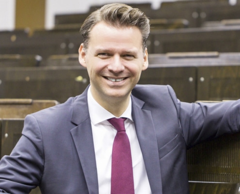 Profilfoto von Tobias Kollmann der Redneragentur PODIUM | Vorstellung als Redner