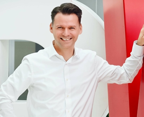Profilfoto von Tobias Kollmann der Redneragentur PODIUM | Vorstellung als Redner