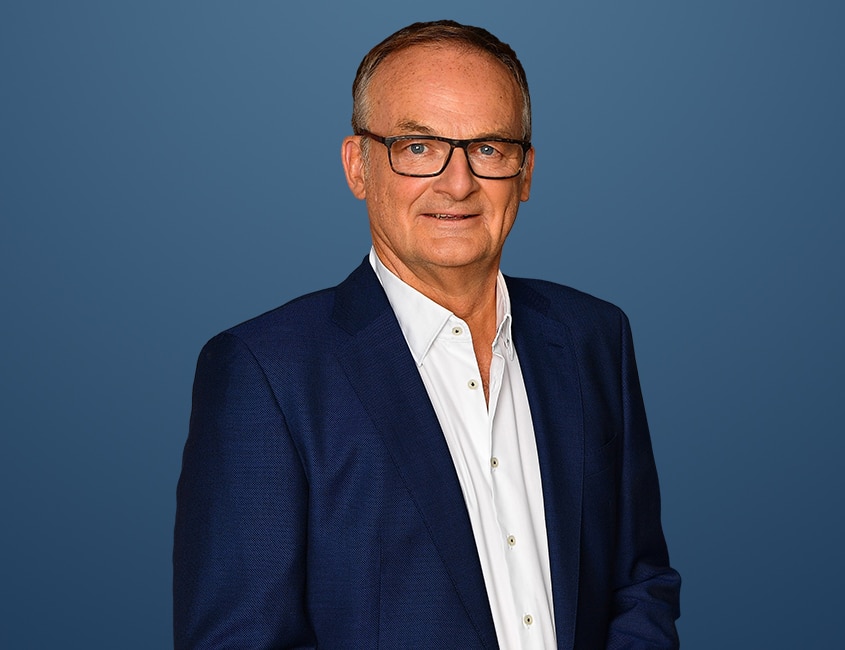 Frank Plasberg, Journalist und TV-Moderator, offizielles Profilbild bei der Redneragentur PODIUM.