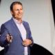 Jens-Uwe Meyer auf der Bühne – Profilbild bei der Redneragentur PODIUM Redner
